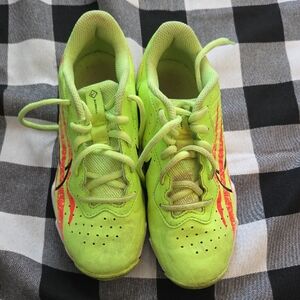 Kids Neon Green Athletic Cleats with Neon Accent SIZE 3 youth